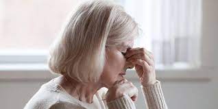 10 cataract surgery side effects and how to cope